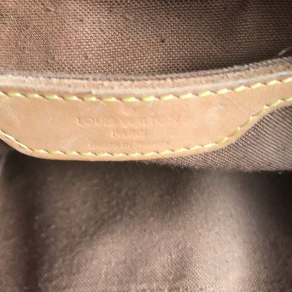 Designer inspired TOTE fashion bag🌹 - Picture 12 of 14